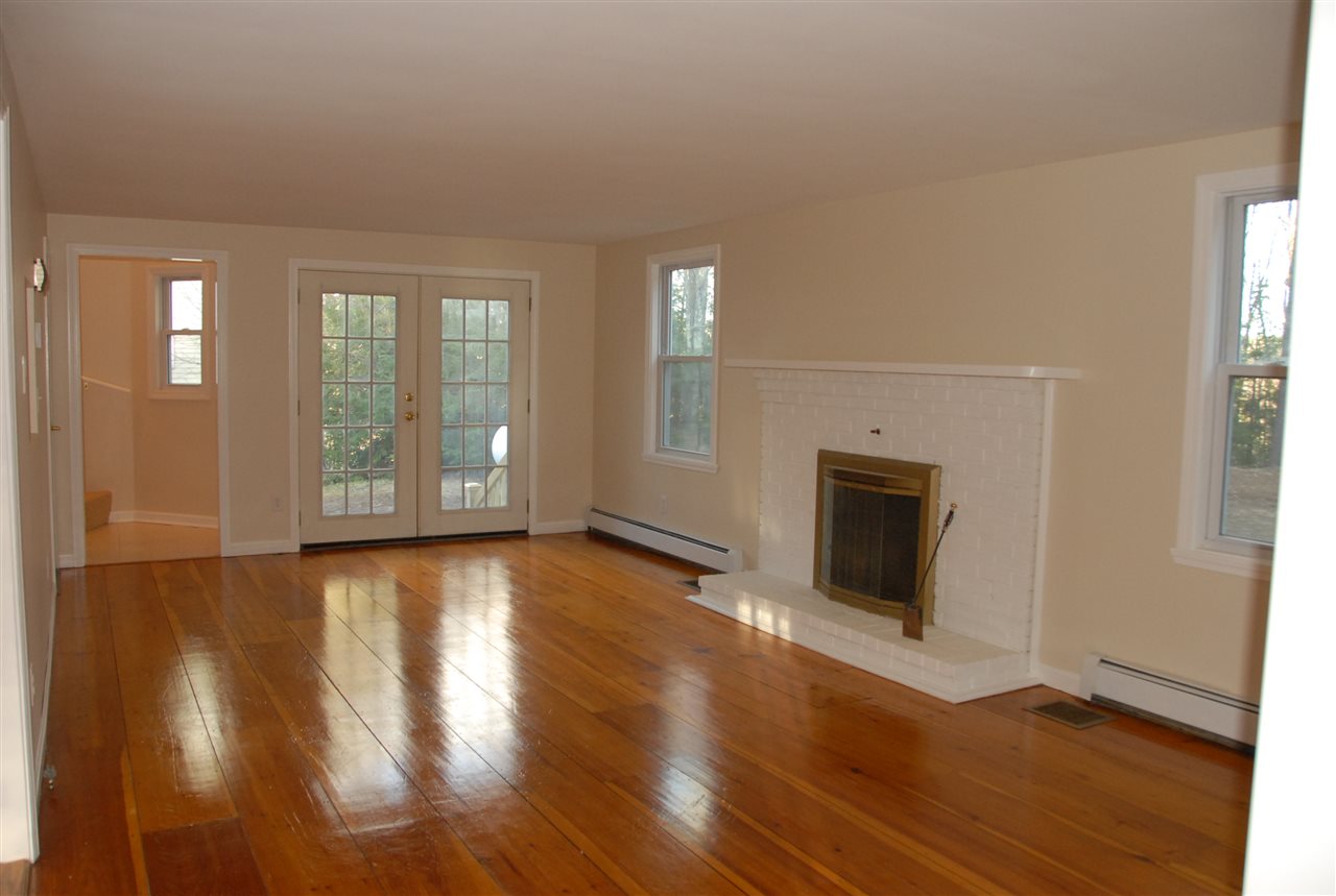 48 Deerhaven Road Weare, NH 03281 - Photo 10 of 39