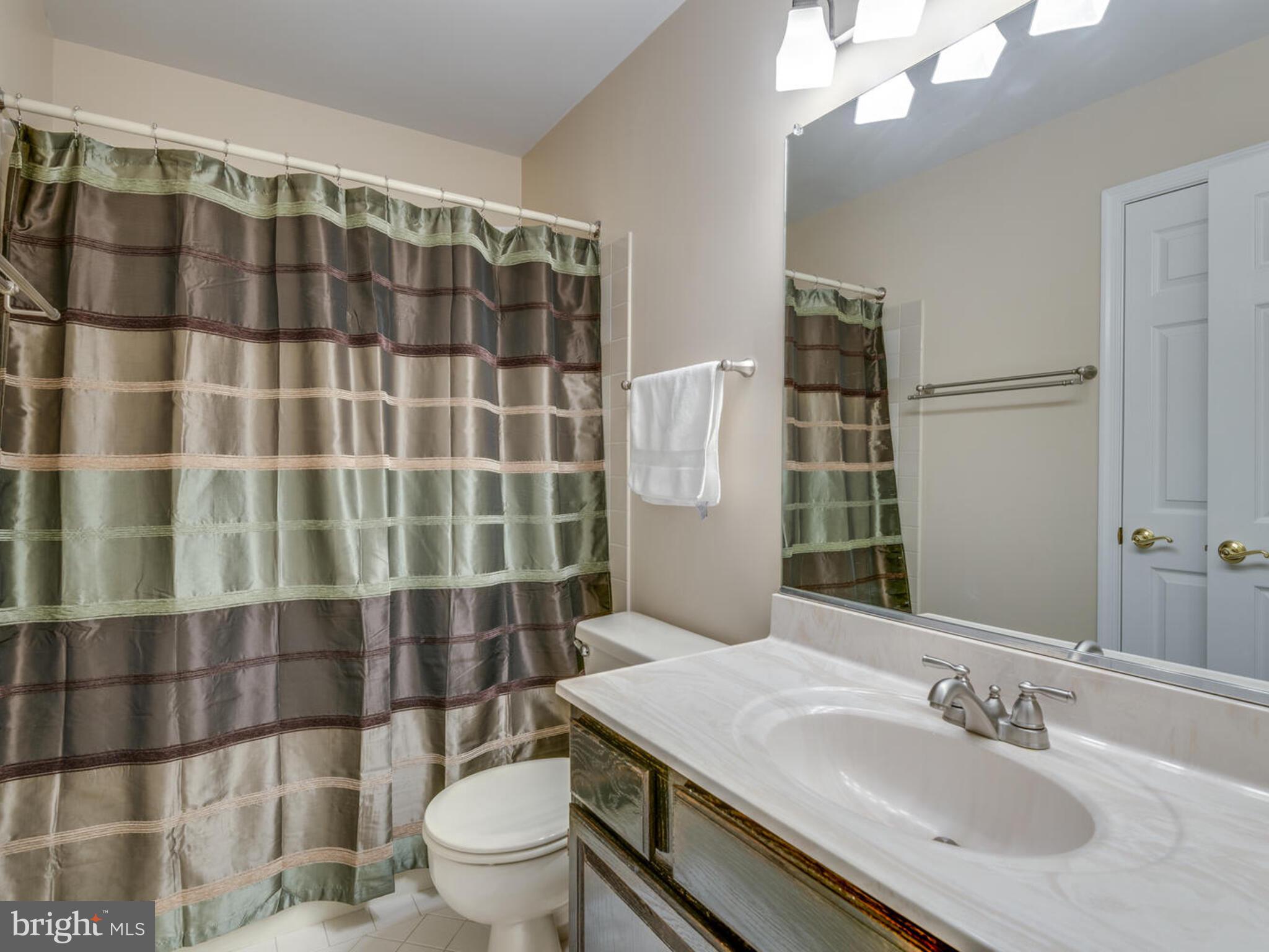 11300 Fairwind Way Reston, VA 20190 - Photo 31 of 53