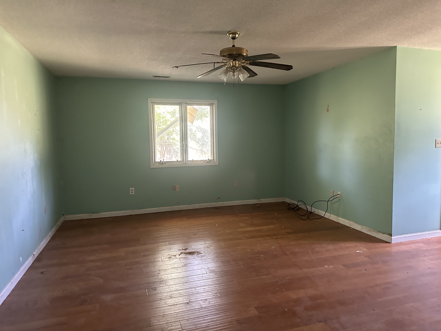 6586 Roberts Road Marion, IL 62959 - Photo 14 of 22 Gallery Image 14