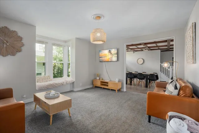 $259,900 | 527 West Grand Avenue, Eau Claire, WI 54703