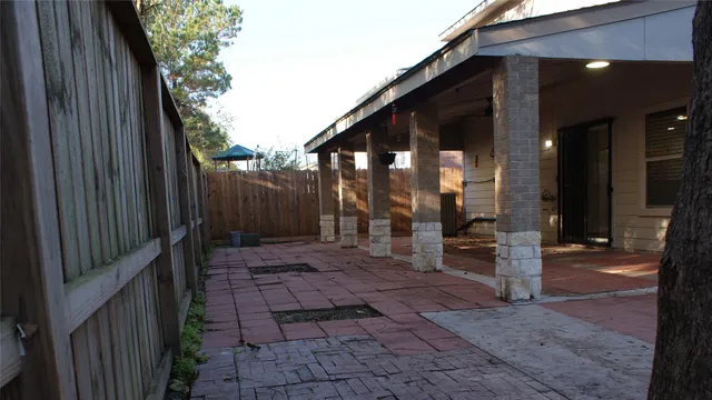 $254,975 | 12450 Grossmount Drive, Houston, TX 77066