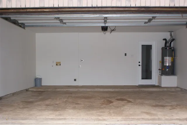 $254,975 | 12450 Grossmount Drive, Houston, TX 77066