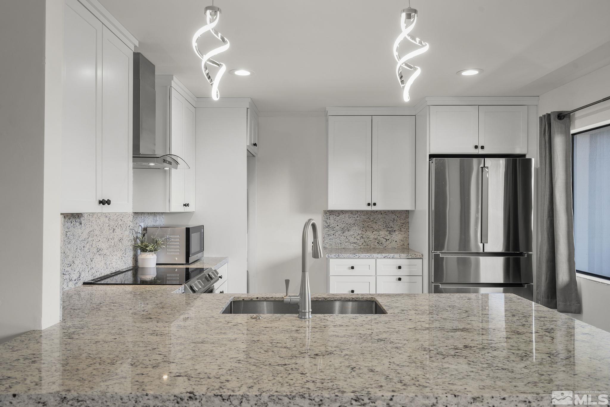 3159 Cashill Boulevard Reno, NV 89509 - Photo 8 of 28 Photo 8