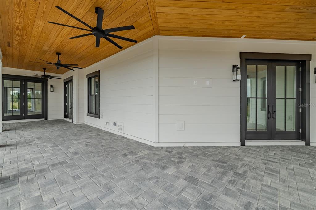 3515 Powerline Road Lithia, FL 33547 - Photo 86 of 100 a view of a interior of the house