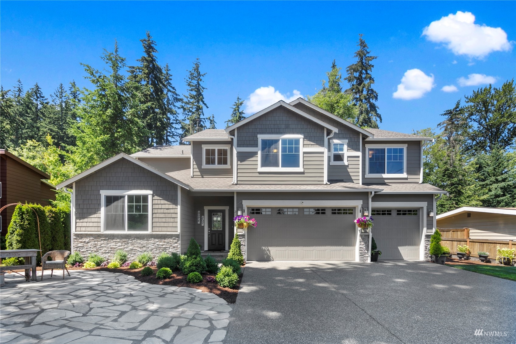 21816 Vine Road Brier, WA 98036 - Photo 1 of 40 Gallery Image 1