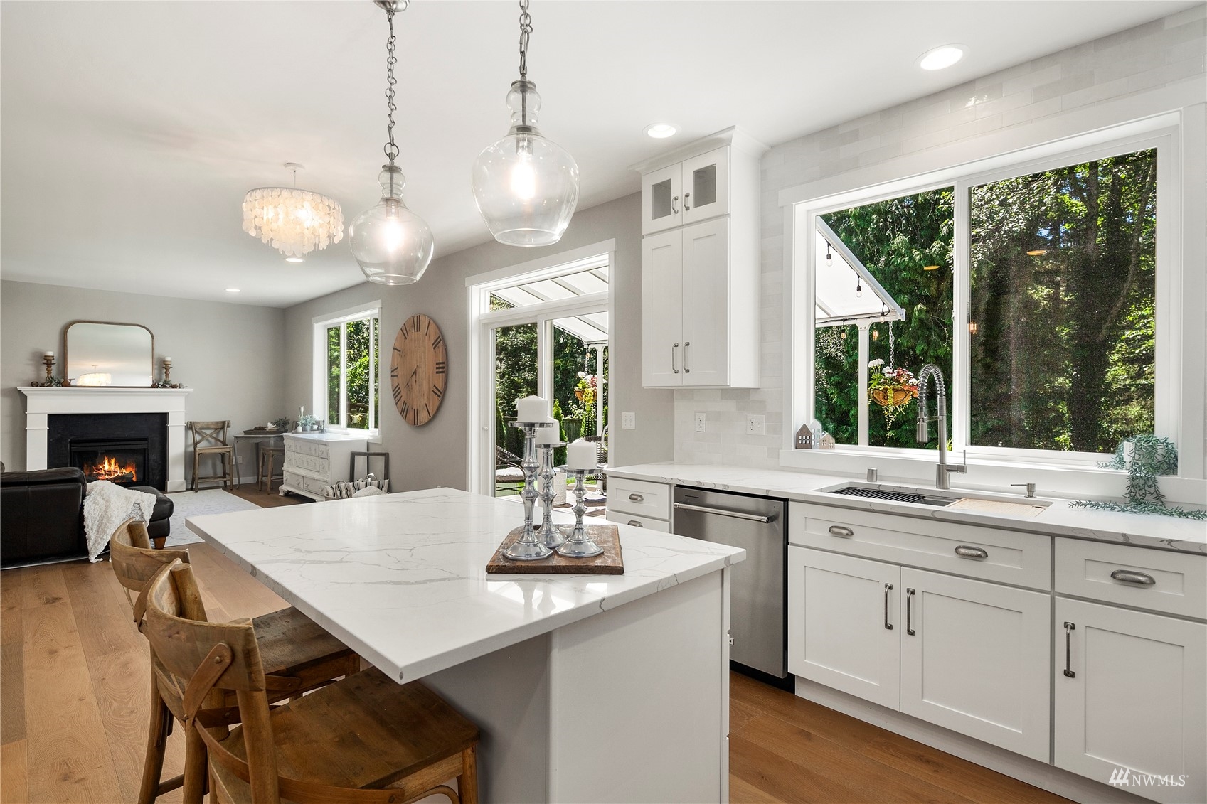 21816 Vine Road Brier, WA 98036 - Photo 17 of 40 Gallery Image 17