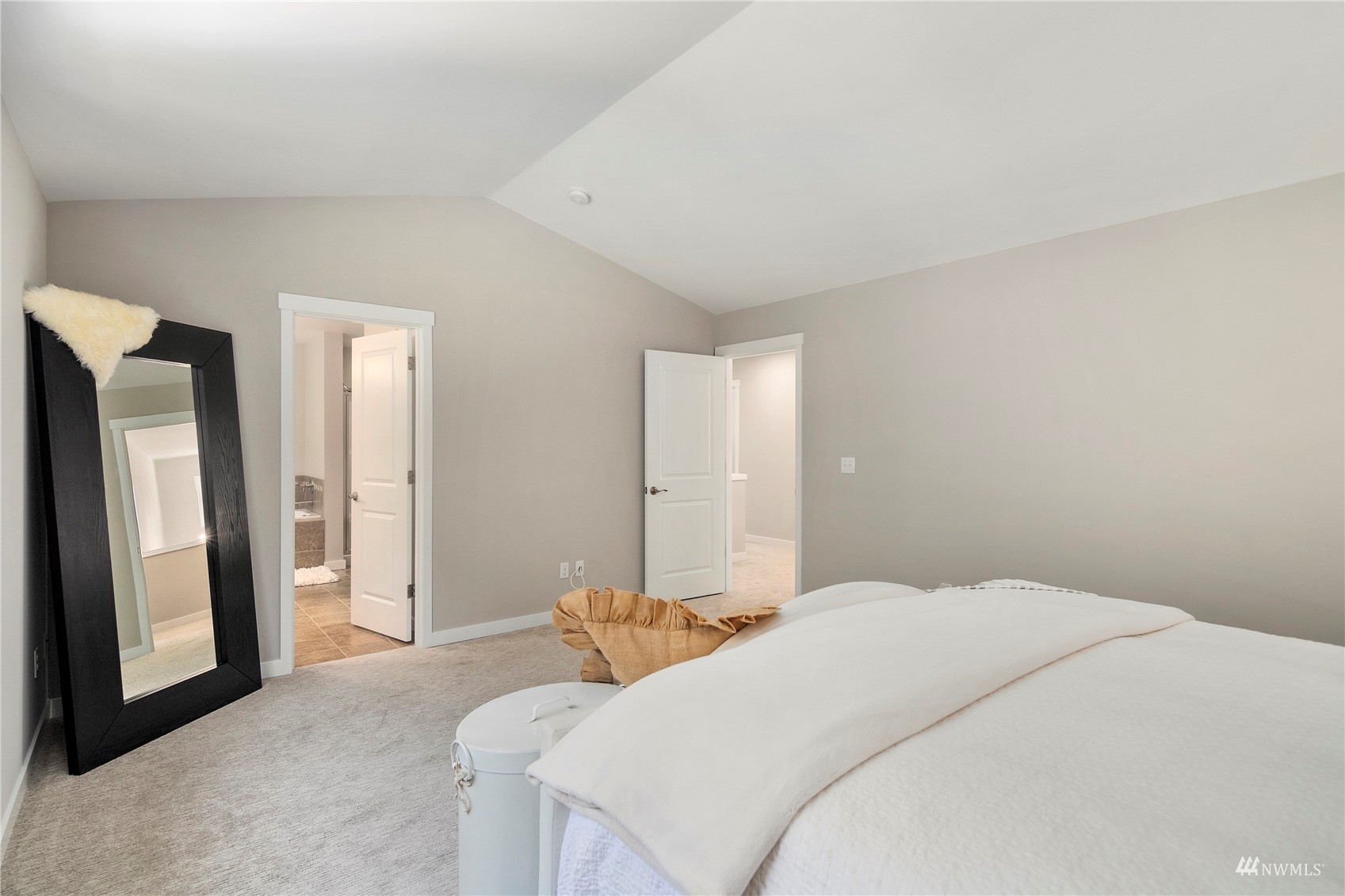 21816 Vine Road Brier, WA 98036 - Photo 28 of 40 Gallery Image 28