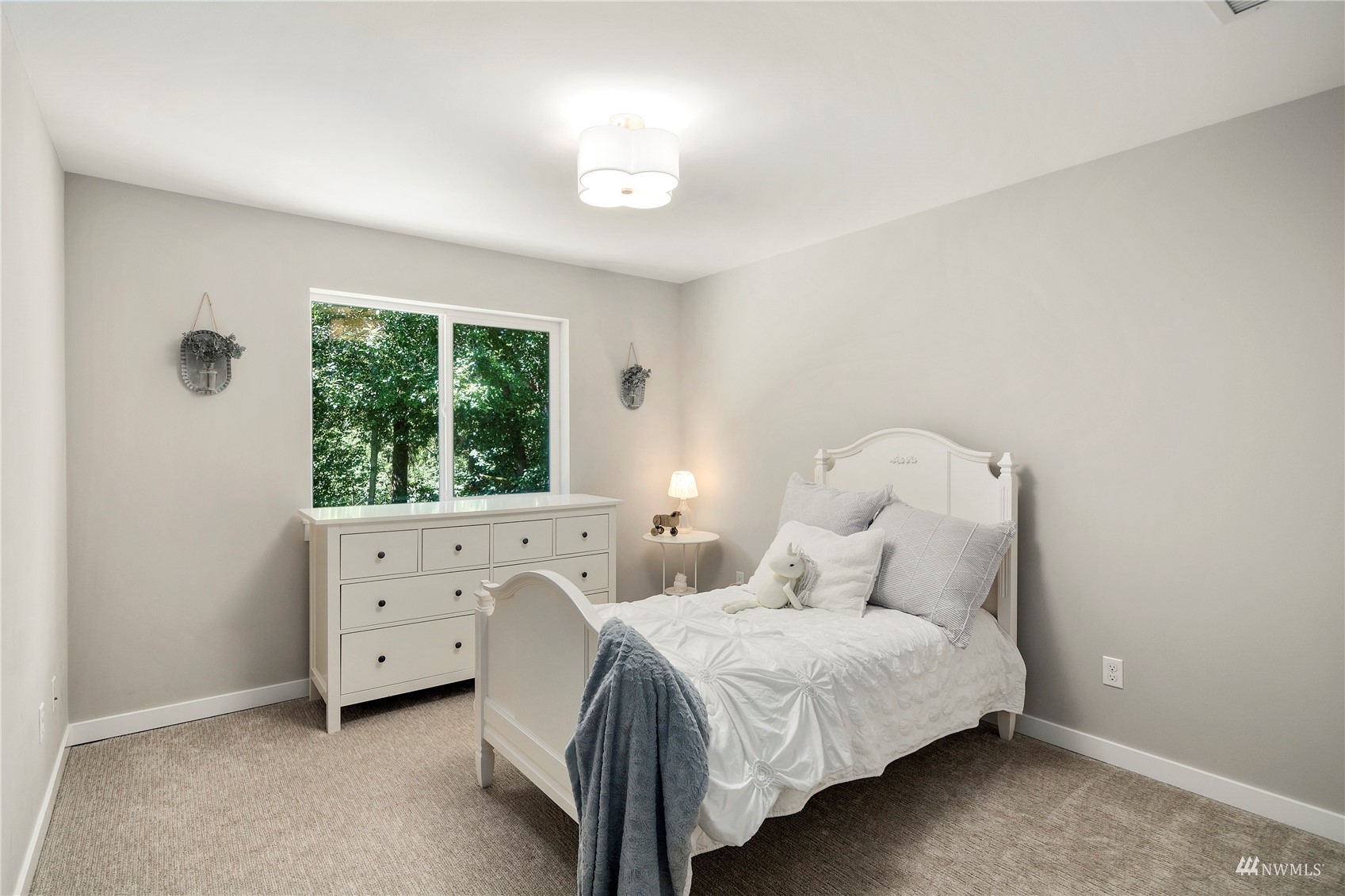 21816 Vine Road Brier, WA 98036 - Photo 33 of 40 Gallery Image 33