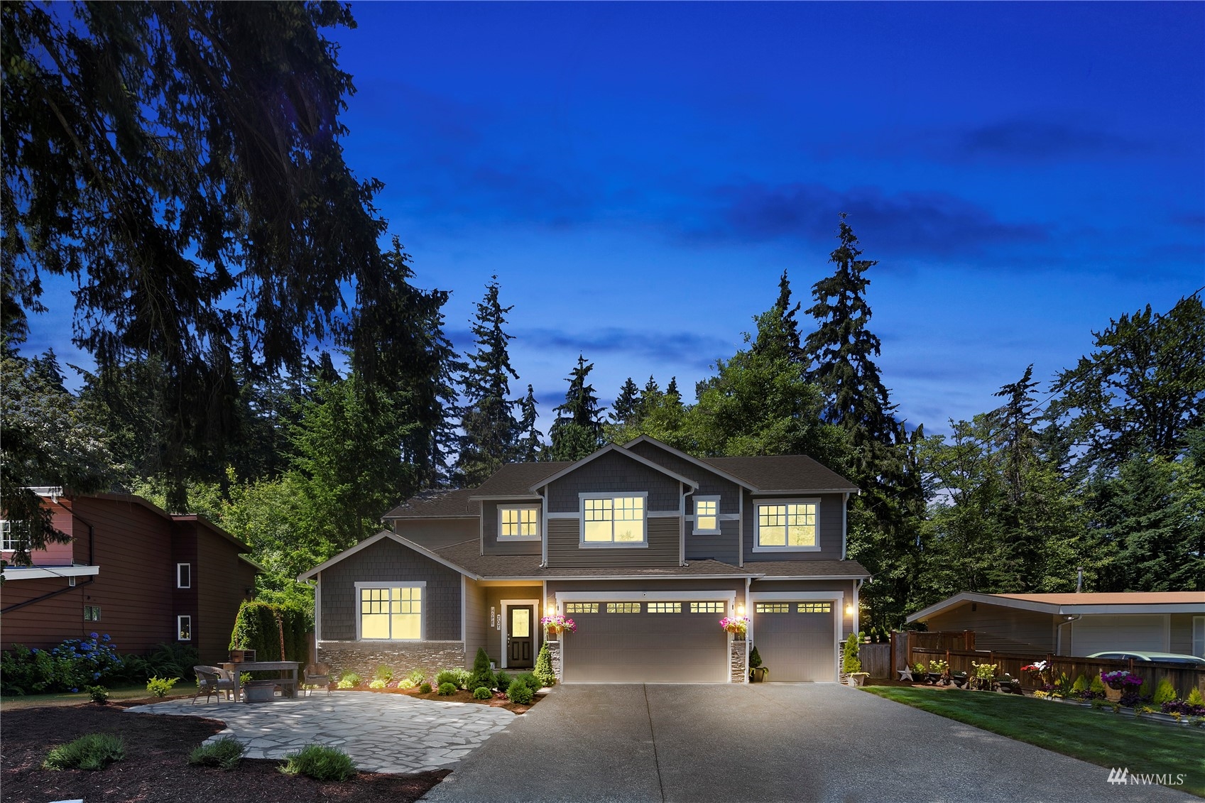 21816 Vine Road Brier, WA 98036 - Photo 4 of 40 Gallery Image 4