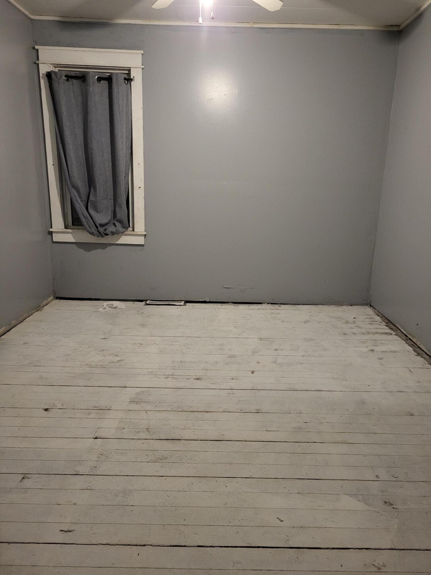 153 14th Street Manistee, MI 49660 - Photo 11 of 20 20260212_185032