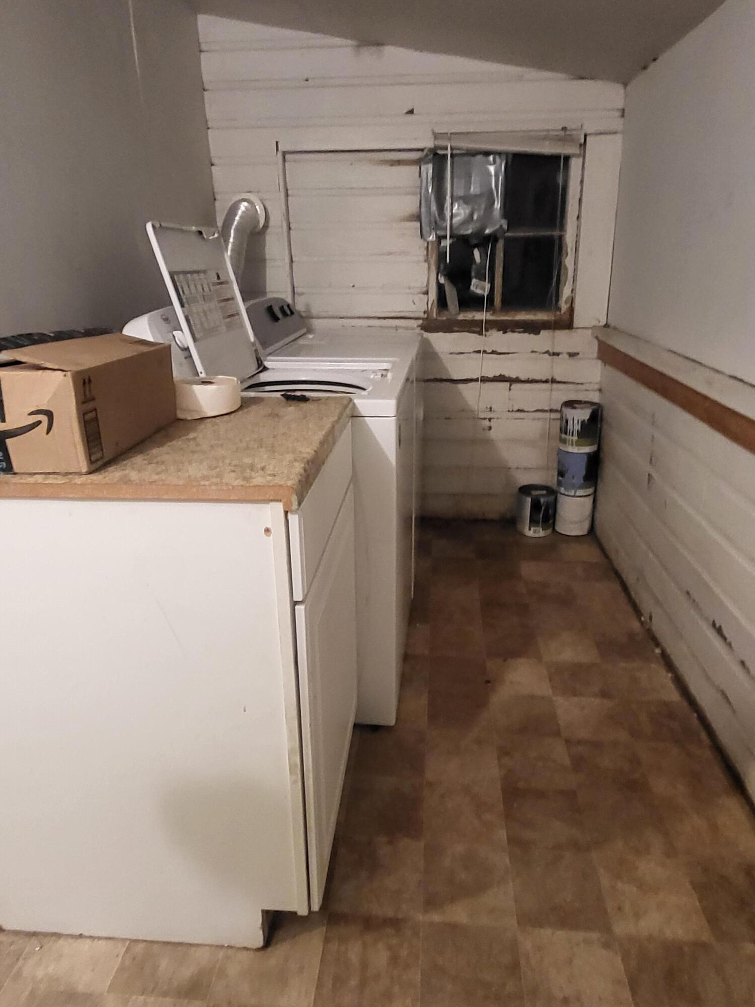 153 14th Street Manistee, MI 49660 - Photo 15 of 20 20260212_185410