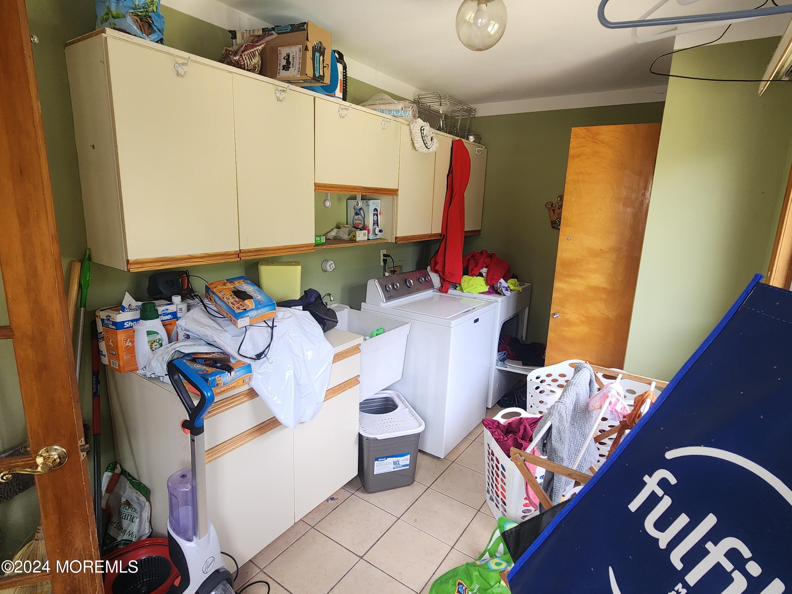 1850 Lakeside Drive South Forked River, NJ 08731 - Photo 27 of 54 08_LaundryRoom