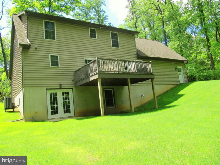 415 Texter Mountain Road Robesonia, PA 19551 - Photo 20 of 25 Exterior Back