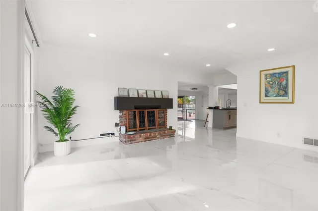 $7,800 | 7601 Northwest 82nd Terrace, Parkland, FL 33067