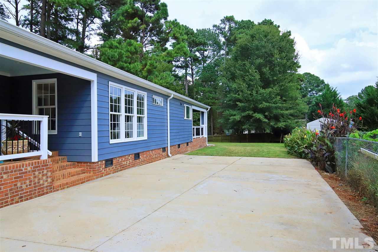 6204 Wynbrook Way Raleigh, NC 27612 - Photo 23 of 30
