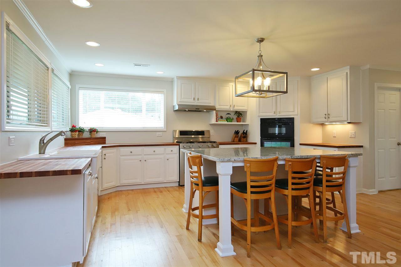 6204 Wynbrook Way Raleigh, NC 27612 - Photo 4 of 30