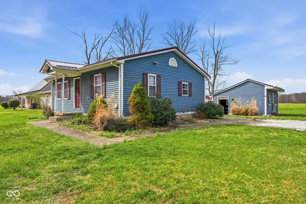 $179,900 | 325 South County Road 900 West, Seymour, IN 47274