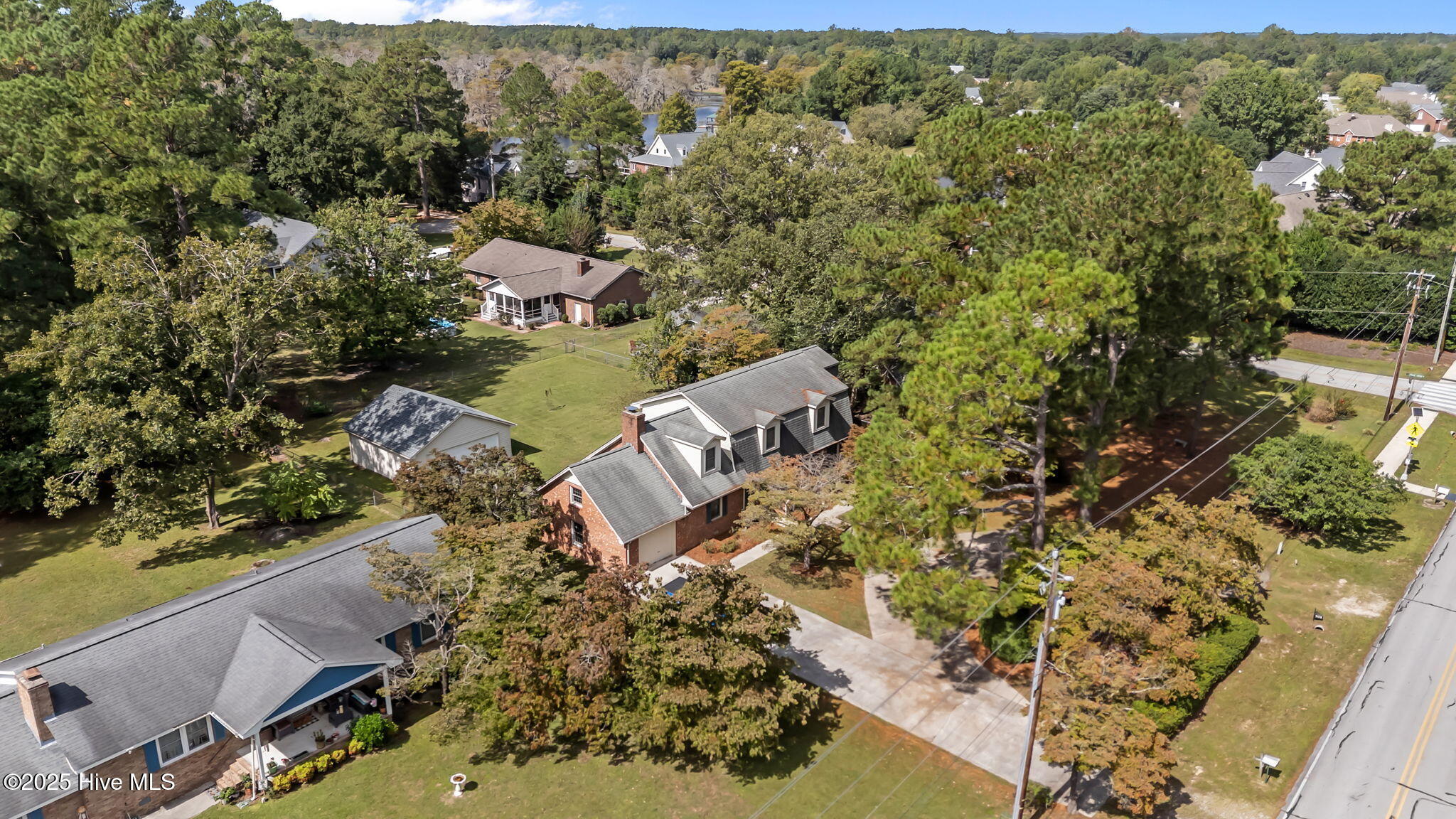 705 River Road Trent Woods, NC 28562 - Photo 49 of 54 10-web-or-mls-DJI_20251002133203_0027_D
