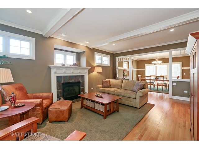 N381 Pleasant Hill Road Wheaton, IL 60187 - Photo 3 of 24