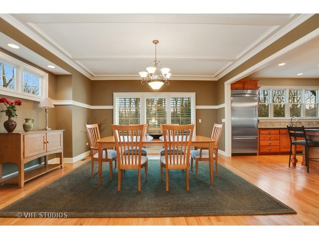 N381 Pleasant Hill Road Wheaton, IL 60187 - Photo 4 of 24