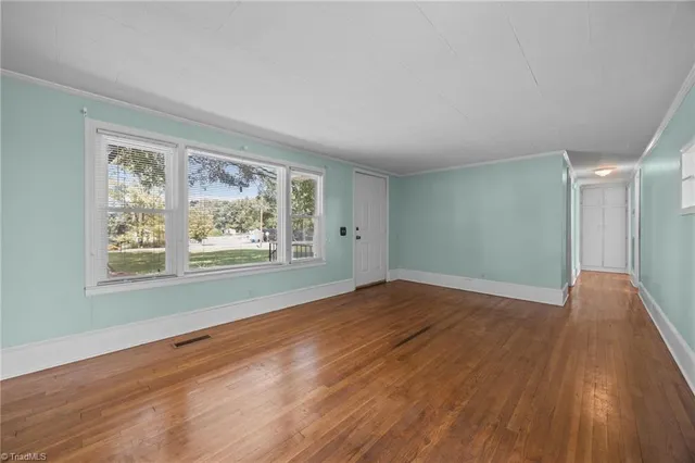 $200,000 | 14760 Us Highway, Summerfield, NC 27358