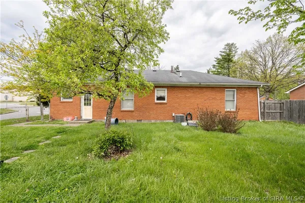 $150,000 | 1210 Adams Street, Clarksville, IN 47129