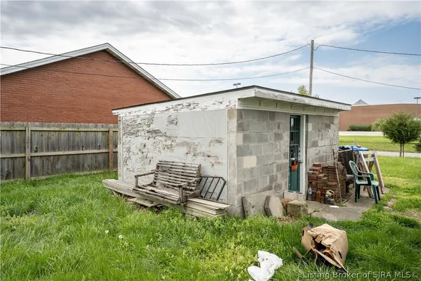 $150,000 | 1210 Adams Street, Clarksville, IN 47129