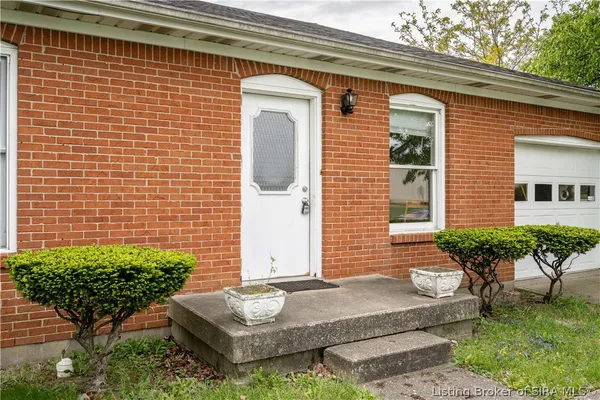 $150,000 | 1210 Adams Street, Clarksville, IN 47129