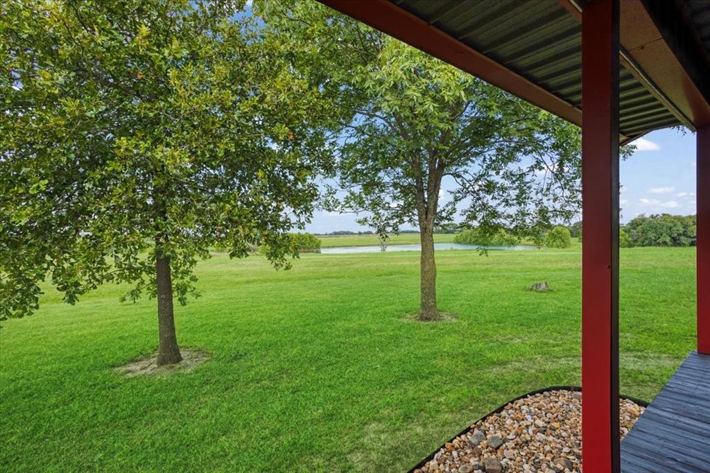258 County Road Paris, TX 75462 - Photo 3 of 36