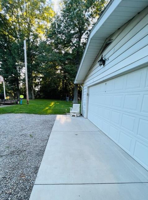 10520 Ridge Road Southwest Amanda, OH 43102 - Photo 21 of 24 Attached Garage View