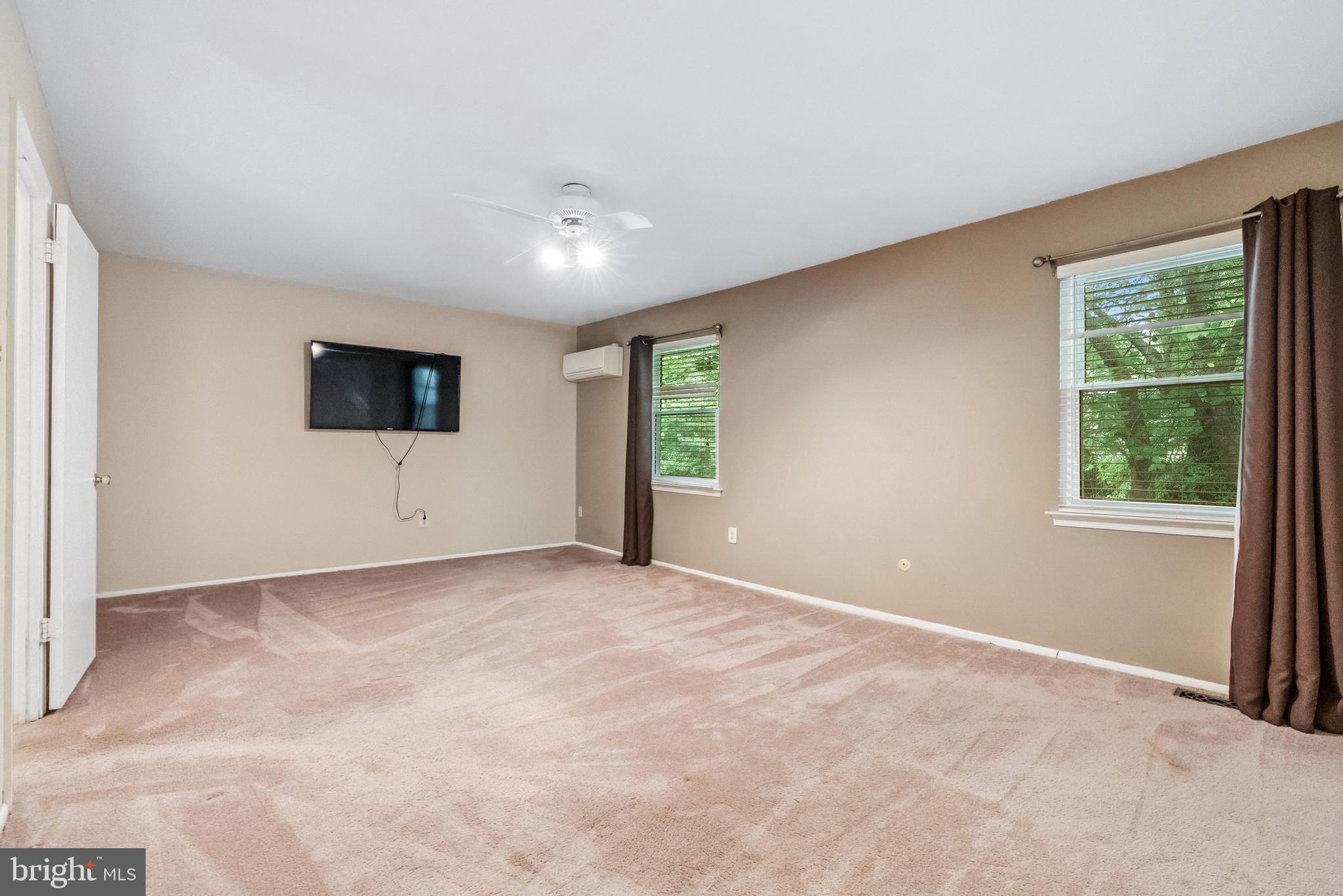 82 Farnwood Road Mount Laurel, NJ 08054 - Photo 16 of 22 a view of an empty room with a window