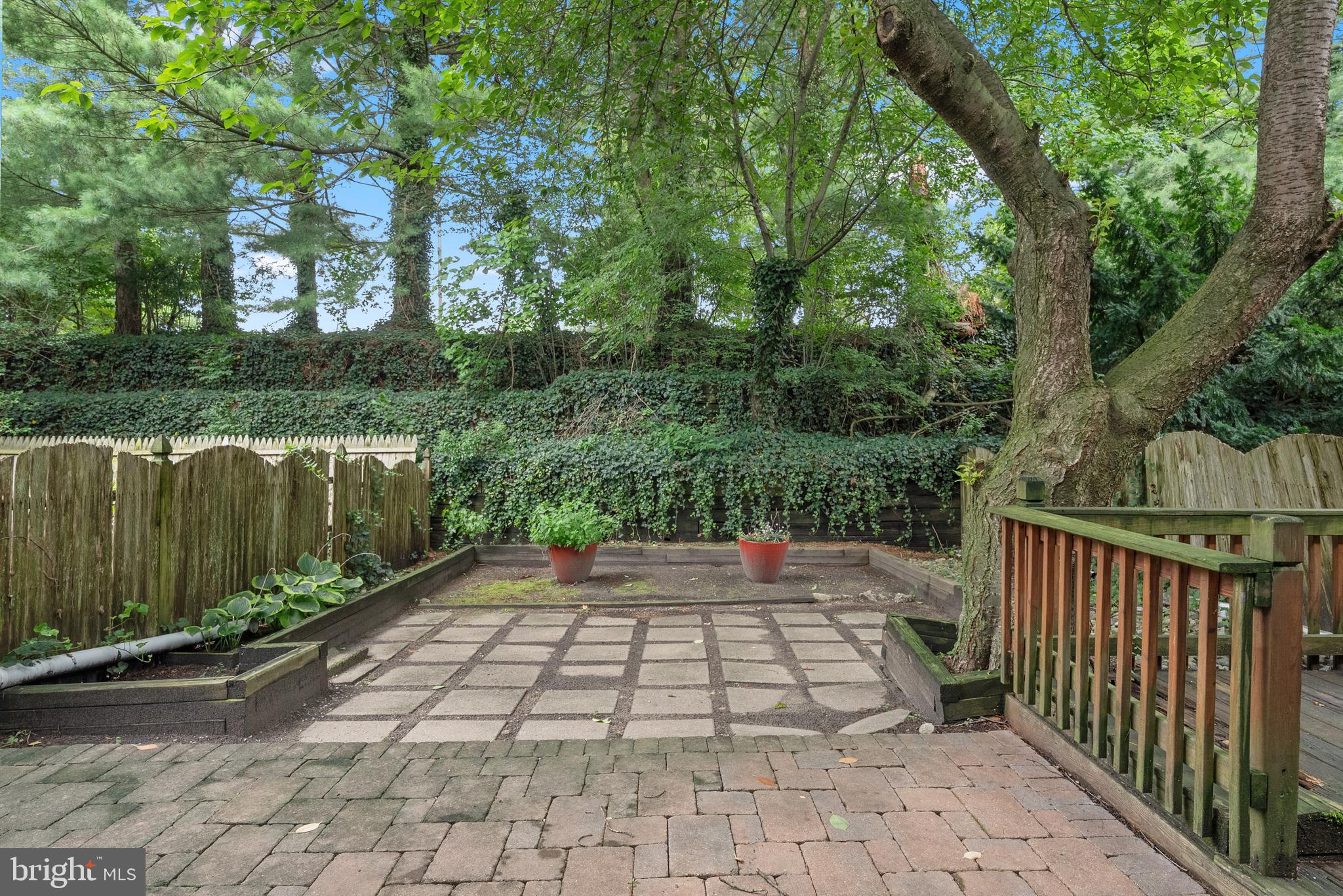 82 Farnwood Road Mount Laurel, NJ 08054 - Photo 21 of 22 a view of a backyard with pathway