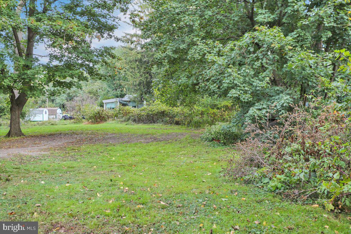 5043 Kutztown Road Temple, PA 19560 - Photo 23 of 23
