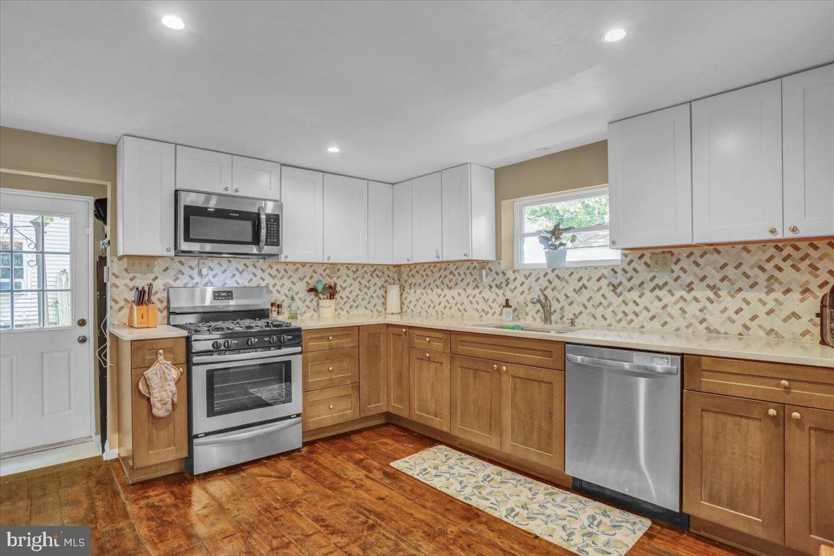 5043 Kutztown Road Temple, PA 19560 - Photo 7 of 23