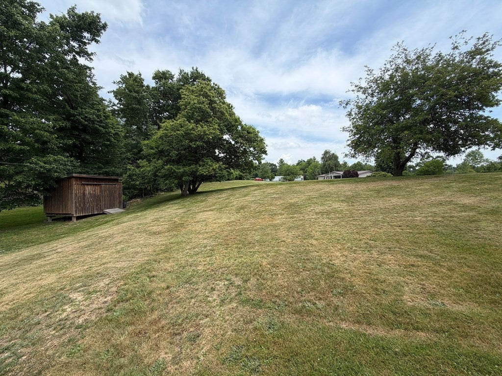 1385 Blue Jay 6 Road Cool Ridge, WV 25825 - Photo 10 of 76 Gallery Image 10