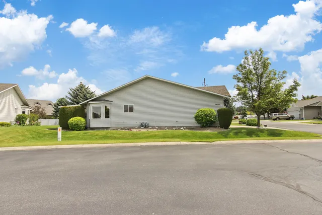 $405,000 | 1946 South Century Lane, Spokane Valley, WA 99037