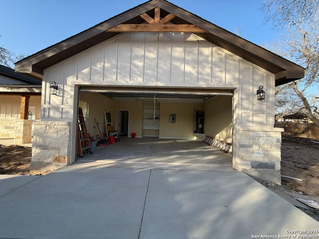 48 Grey Fox Poteet, TX 78065 - Photo 4 of 54