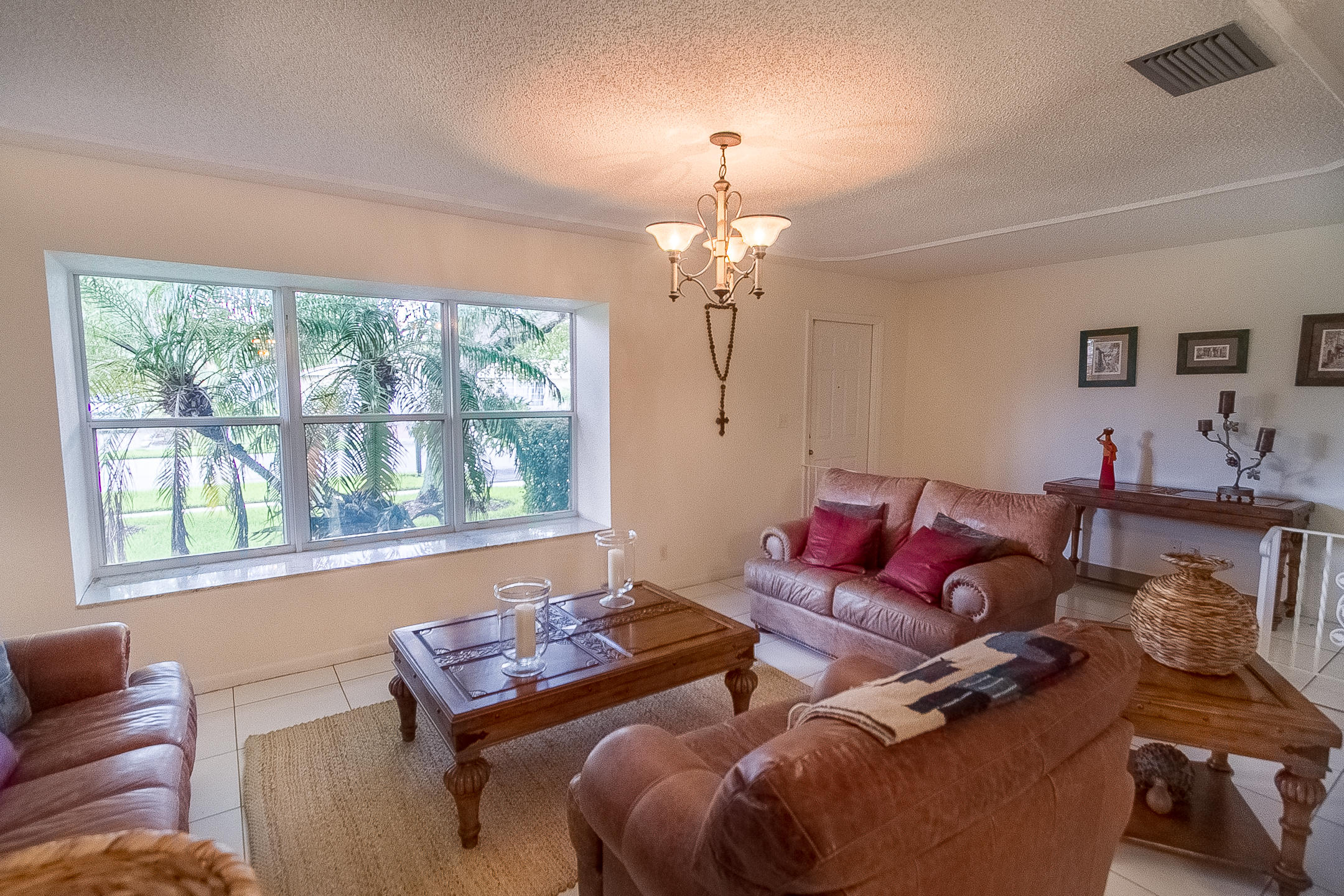 631 Southwest 17th Court Boca Raton, FL 33486 - Photo 8 of 25 IMG_4479-HDR