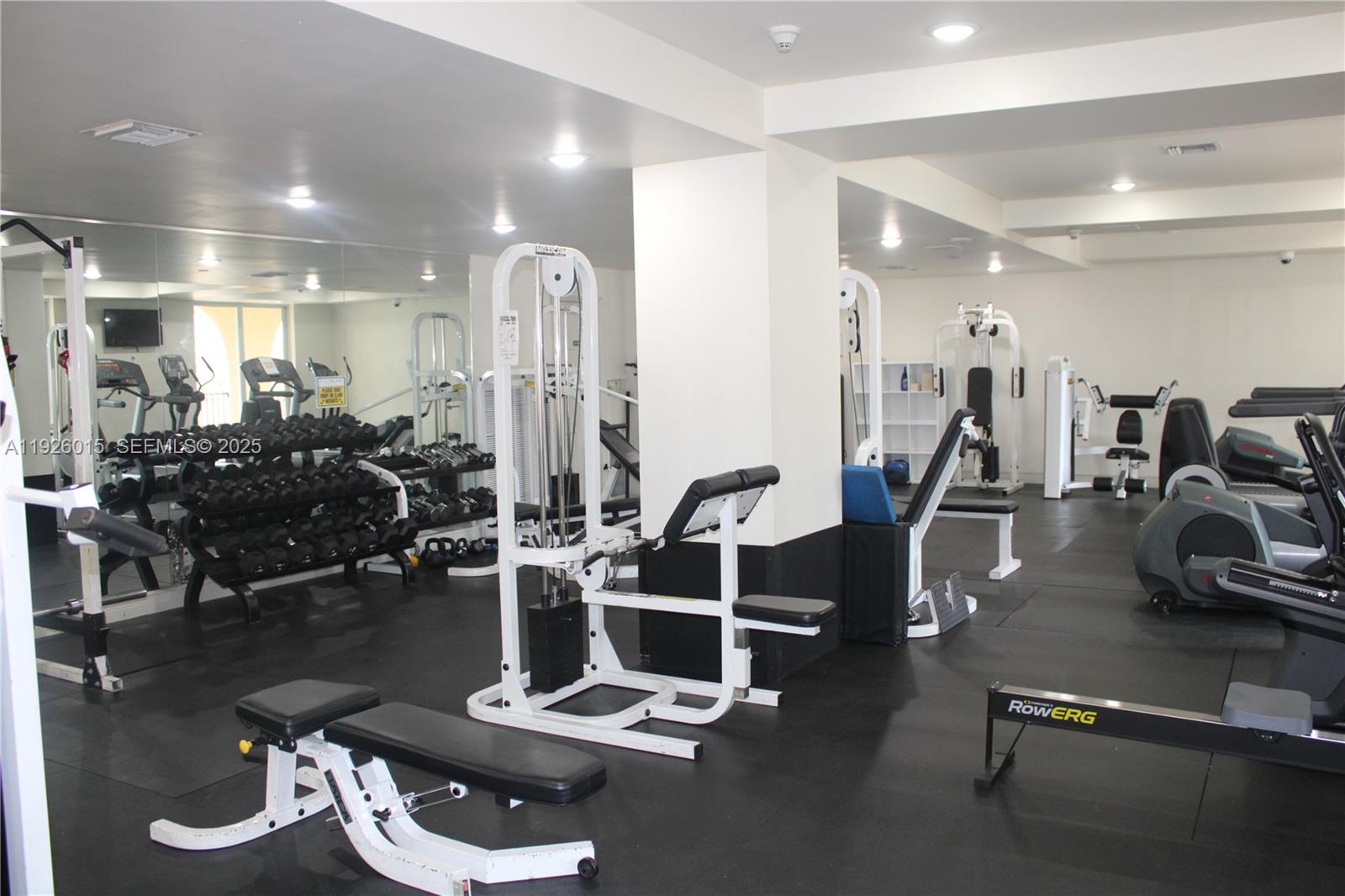 520 Southeast 5th Avenue, Unit 1109 Fort Lauderdale, FL 33301 - Photo 13 of 39 a view of a room with gym equipment