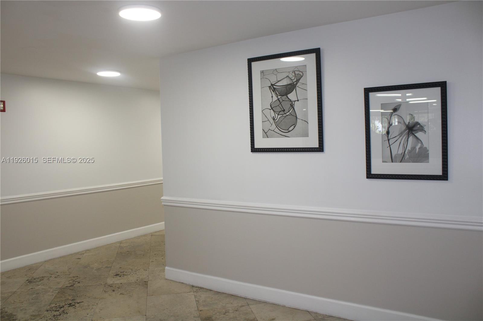 520 Southeast 5th Avenue, Unit 1109 Fort Lauderdale, FL 33301 - Photo 17 of 39 a view of a hallway
