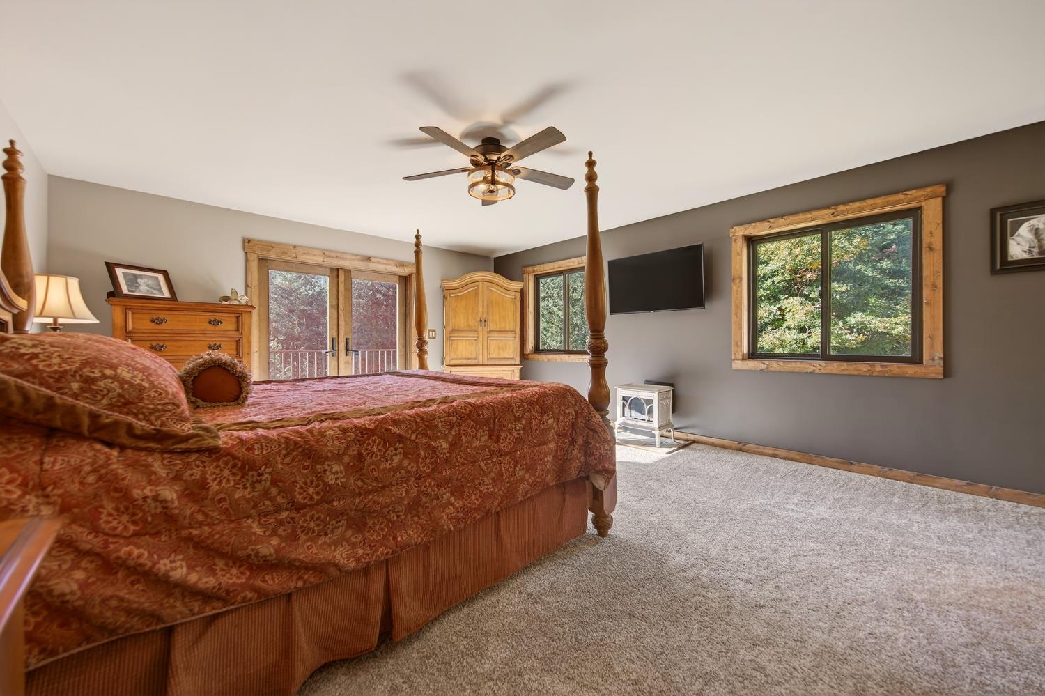 11234 Valencia Road Nevada City, CA 95959 - Photo 23 of 62 Primary Bedroom Downstairs