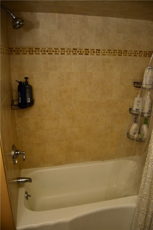 14 Slavin Path Glocester, RI 02814 - Photo 23 of 36 Bath/Shower Tile