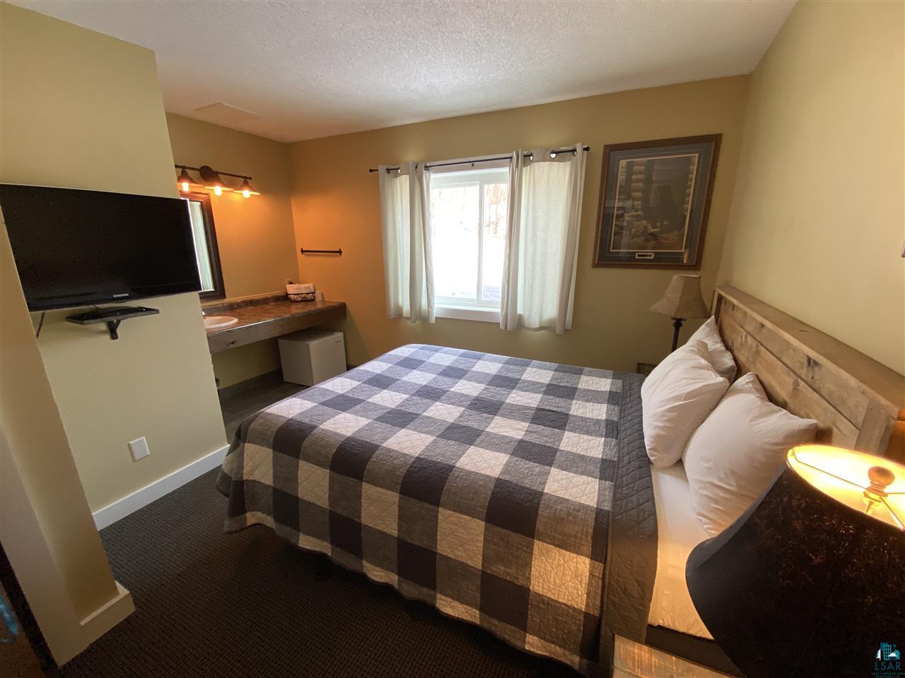 1017 Main Street Silver Bay, MN 55614 - Photo 19 of 31 Gallery Image 19