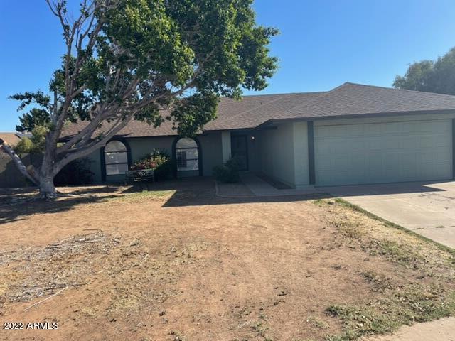 3618 West Phelps Road Phoenix, AZ 85053 - Photo 1 of 27 IMG_1107