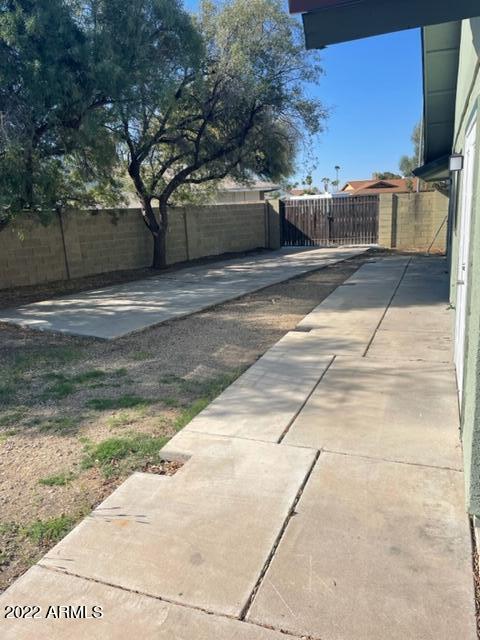 3618 West Phelps Road Phoenix, AZ 85053 - Photo 14 of 27 IMG_1120