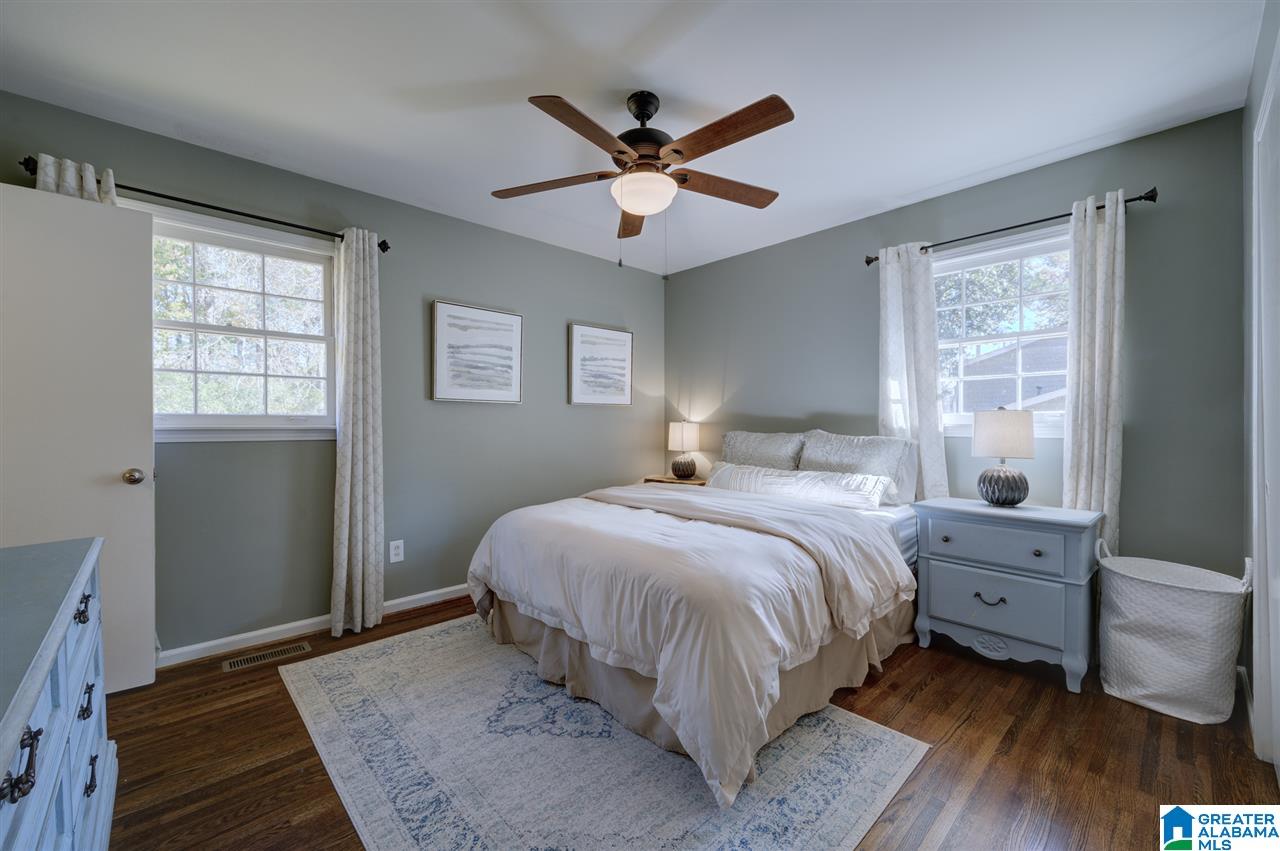 3309 Shallowford Road Vestavia Hills, AL 35216 - Photo 14 of 38