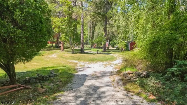 $450,000 | 101 Dreahook Road, Lebanon, NJ 08833