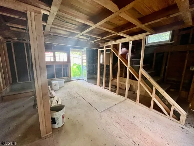 $450,000 | 101 Dreahook Road, Lebanon, NJ 08833