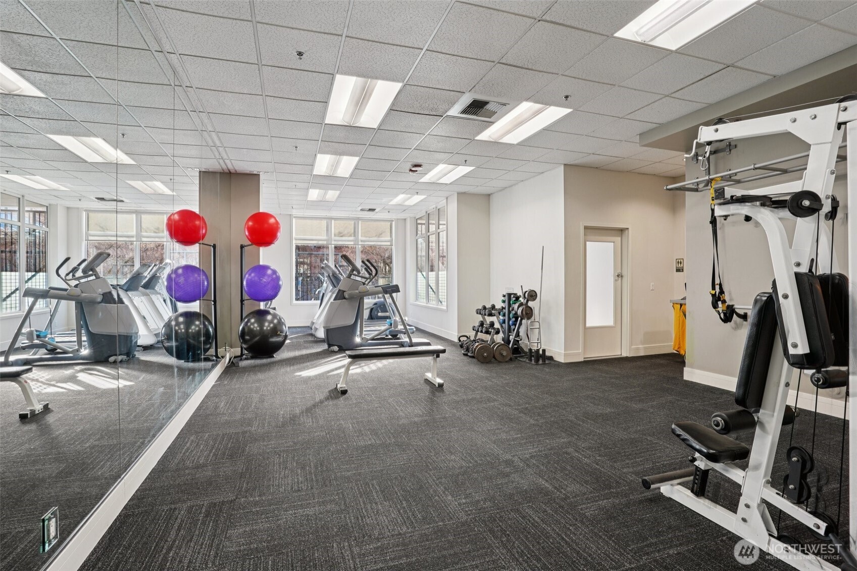 2801 1st Avenue, Unit 615 Seattle, WA 98121 - Photo 13 of 22 a view of a room with gym equipment