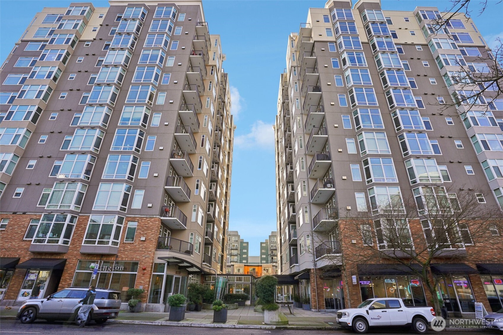 2801 1st Avenue, Unit 615 Seattle, WA 98121 - Photo 22 of 22 a front view of a building